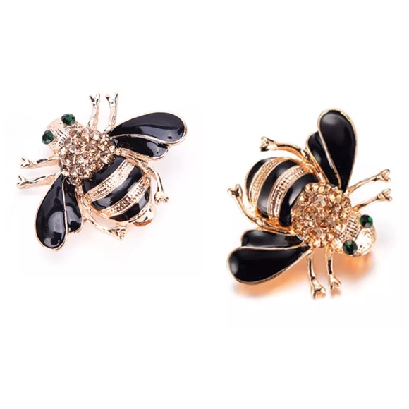 Jewelry - 🔴3 for $12🔴Classic Bee Chic•Enamel Brooch Pin